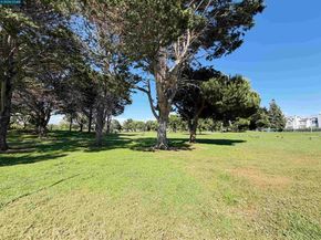 1810 Northshore Dr, Richmond CA 94804
