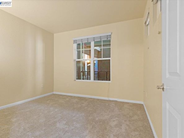 1121 40th Street 4201, Emeryville CA 94608