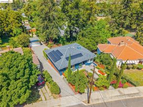 7406 Circle Hill DR, Oakland CA 94605