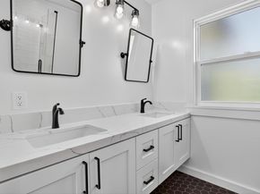 914 61st Street, Oakland CA 94608