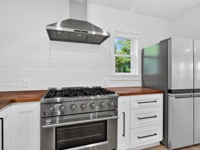 914 61st Street, Oakland CA 94608