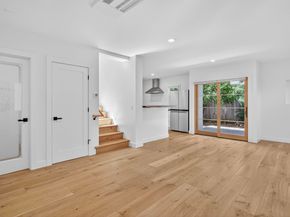 914 61st Street, Oakland CA 94608