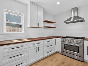 914 61st Street, Oakland CA 94608