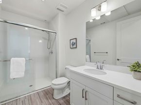 45249 Electric Ter 401, Fremont CA 94539