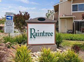 26 Raintree Ct 30, Hayward CA 94544