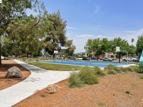 26 Raintree Ct 30, Hayward CA 94544