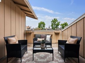 26 Raintree Ct 30, Hayward CA 94544