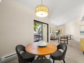 1930 Barrymore Cmn Z, Fremont CA 94538