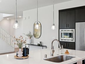 472 Diller St, Alameda CA 94501