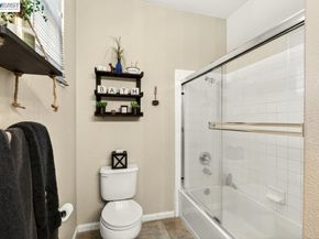 5762 Woodrose Way, Livermore CA 94551