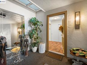 3441 Tice Creek Dr. 4, Walnut Creek CA 94595