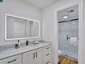 Undisclosed Address #41137526, Pleasant Hill CA 94523