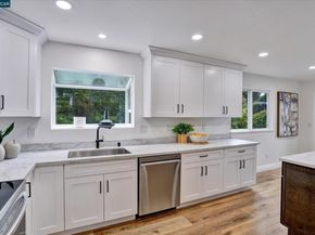 Undisclosed Address #41137526, Pleasant Hill CA 94523