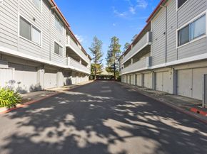 29627 Desert Oak Ct 26, Hayward CA 94544