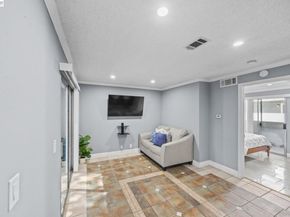 29627 Desert Oak Ct 26, Hayward CA 94544