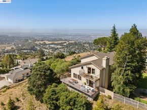 5028 Crystal Ridge Court, Oakland CA 94605