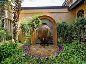 490 St Marys Rd, Lafayette CA 94549