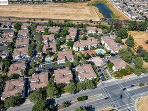 35510 Monterra Ter 201, Union City CA 94587