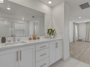 9274 Enterprise Dr, Newark CA 94560