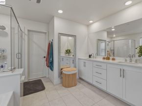 9274 Enterprise Dr, Newark CA 94560
