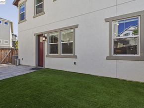 9274 Enterprise Dr, Newark CA 94560