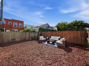 1118 Newhall St, San Francisco CA 94124
