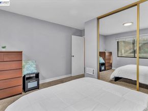 7 Embarcadero 312, Oakland CA 94607