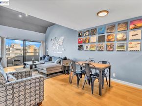 7 Embarcadero 312, Oakland CA 94607