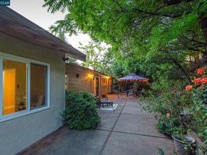 205 Summit Rd, Walnut Creek CA 94598
