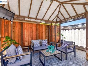 3249 Greenwood Dr, Fremont CA 94536