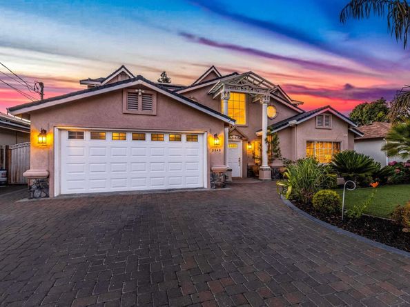 3249 Greenwood Dr, Fremont CA 94536