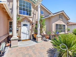 3249 Greenwood Dr, Fremont CA 94536