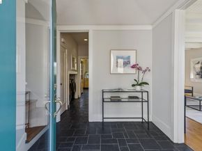 8 Mosswood Rd, Berkeley CA 94704