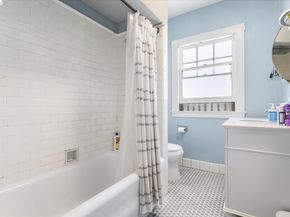 647 Beacon St, Oakland CA 94610