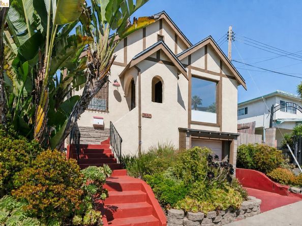 7650 Ney Ave, Oakland CA 94605