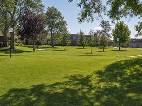 1034 Trellis Ln, Alameda CA 94502