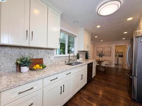 4414 Grover Dr, Fremont CA 94536