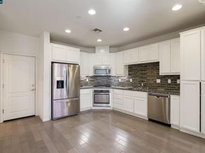 1555 Glenn St, Hayward CA 94545