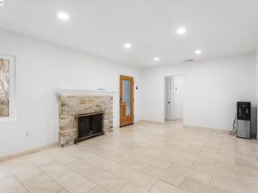 2930 Knoll Dr, Concord CA 94520