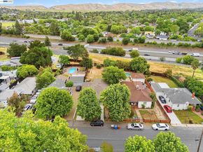 2930 Knoll Dr, Concord CA 94520