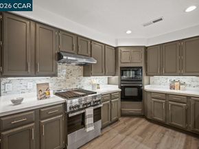 6162 Guava Pl., Newark CA 94560