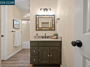 6162 Guava Pl., Newark CA 94560