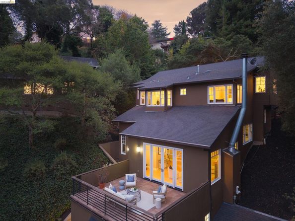 695 Florence, Oakland CA 94618