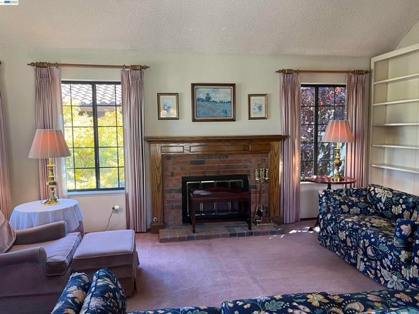 2510 Galleon Pl, San Leandro CA 94577