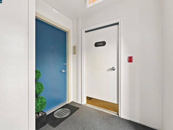 185 Sierra Dr 203, Walnut Creek CA 94596