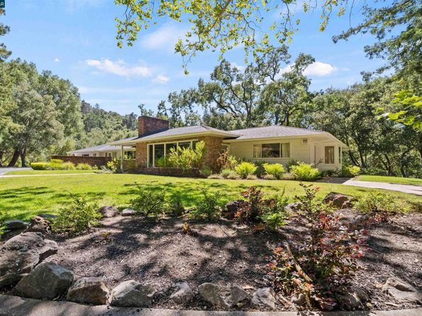 18 Sycamore Rd, Orinda CA 94563