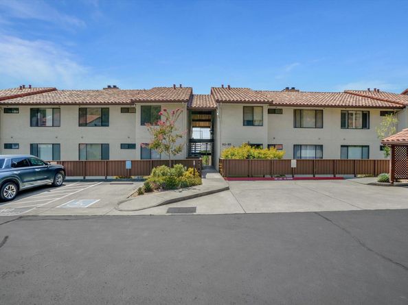 22012 Sevilla Rd 95, Hayward CA 94541