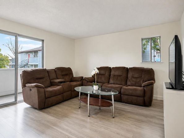 29629 Mountain Oak Ct 46, Hayward CA 94544