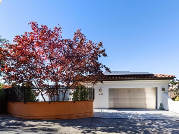 1442 Grand View Dr, Berkeley CA 94705