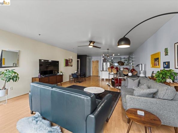 1201 Pine St 354, Oakland CA 94607